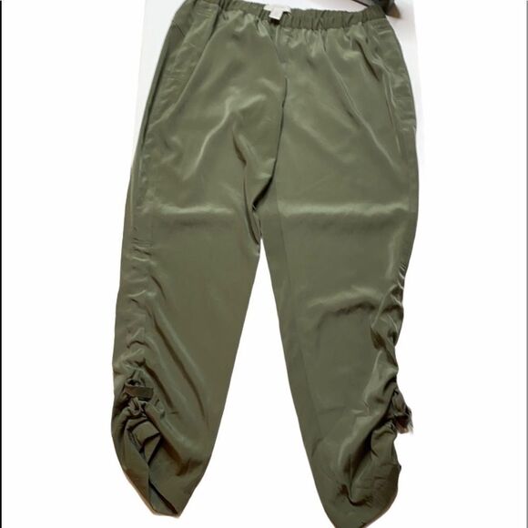 Chico's Cinched Utility Pants Pull-On Casual Lightweight Army Green S - Picture 2 of 10
